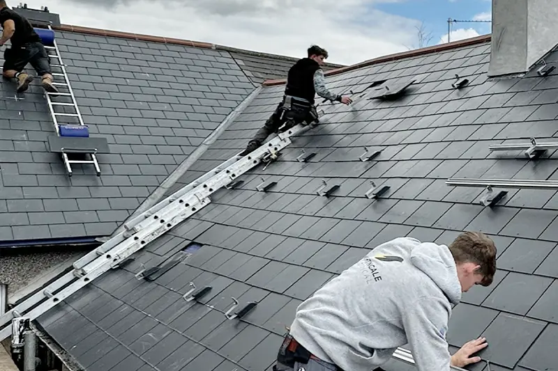 Stanovanjska solarna + baterijska namestitev